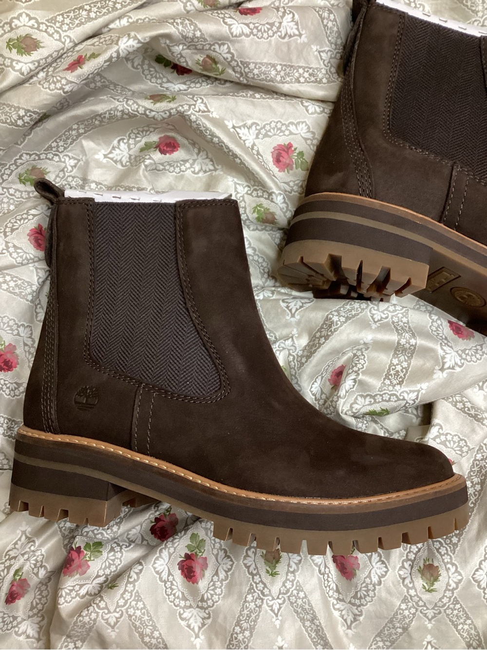 Timberland Courmayeur Valley Chelsea Dk Brown Nubuck Leather Boot w/ Lug Sole 8